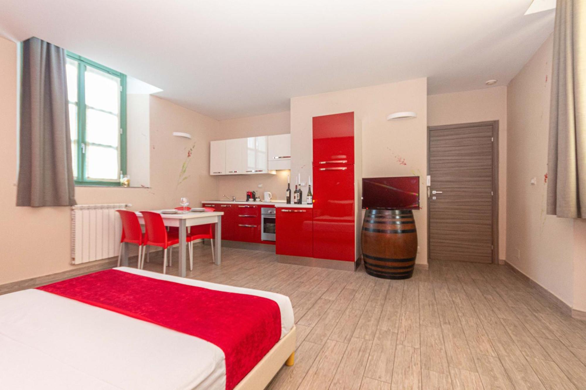 الشقق الفندقية تورينوفي  Housing Giulia المظهر الخارجي الصورة