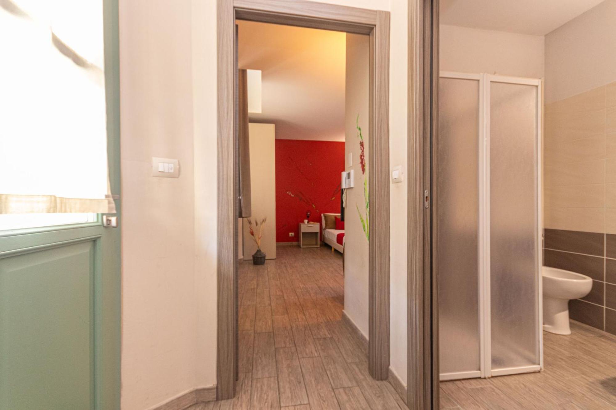 الشقق الفندقية تورينوفي  Housing Giulia المظهر الخارجي الصورة